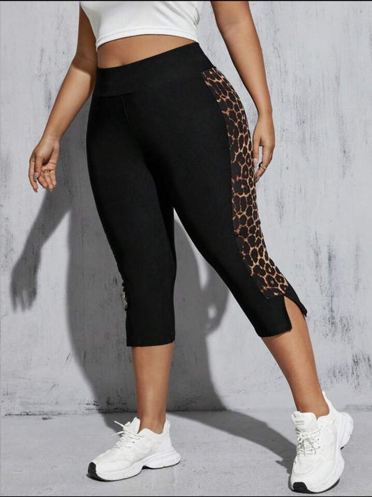 Tiger Print Side Strip Gym Yoga Daily Wear Capri